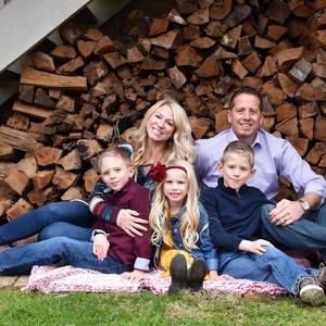 Meet your Posher, Laurie